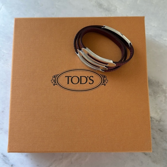 Preowned Tod’s Burgundy Leather & Sterling Silver Wraparound Bracelet - Picture 2 of 12